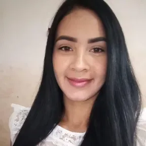 Laura G.